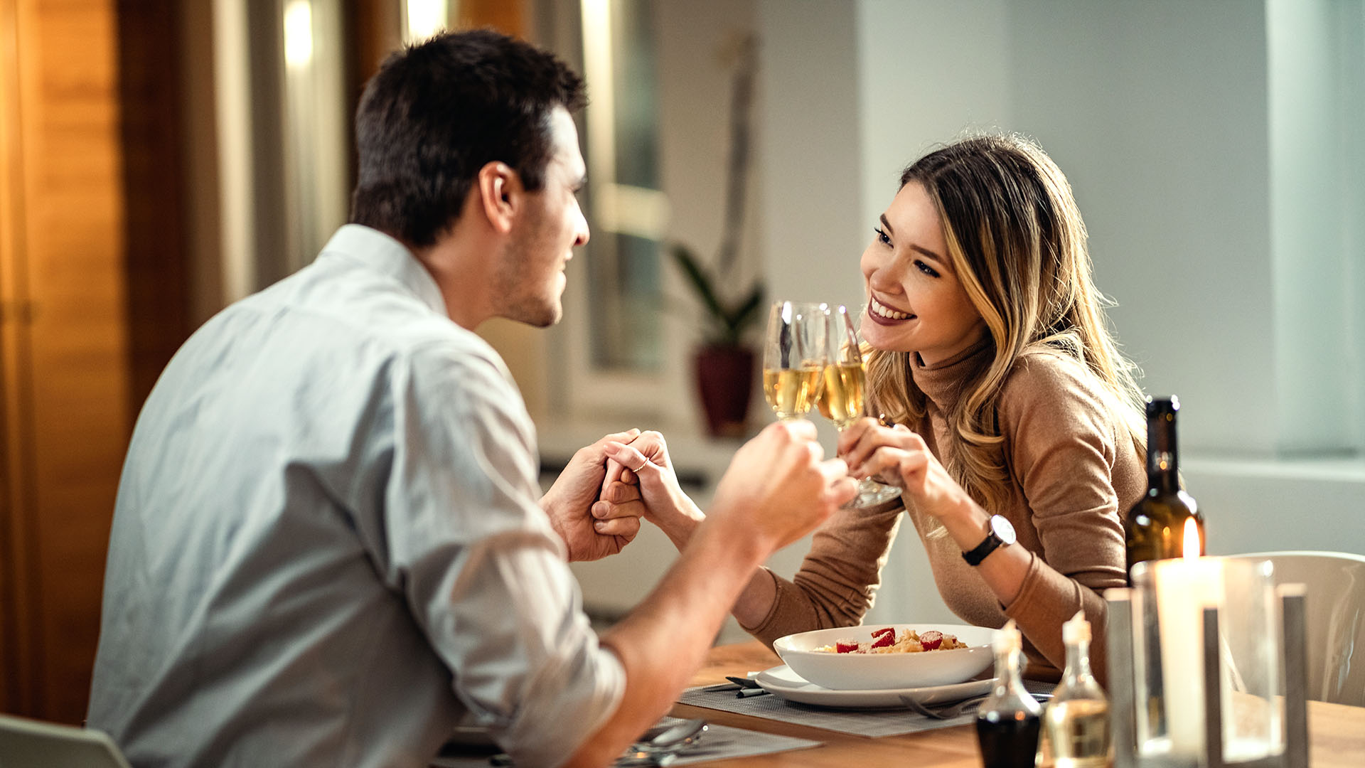 Candle Light Dinner Deluxe für 2 Wien, Rinteln, Friedrichshafen, Aachen und viele weitere Städte! Unkategorisiert online kaufen